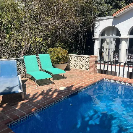 فيلة -pool - At 300 M ماربيا
